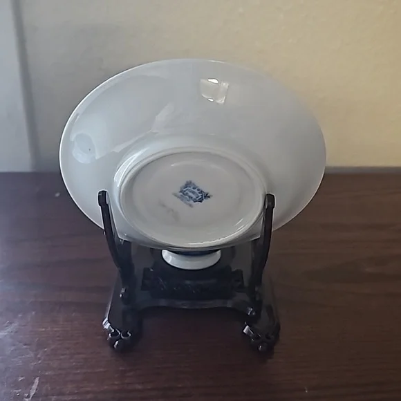 1940s Maruta Phoenix Small Japanese Tea Cup and Saucer with Stand - Picture 3 of 13